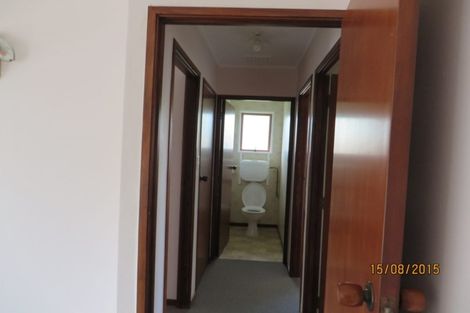 Photo of property in 2/8 Aberfeldy Avenue, Highland Park, Auckland, 2010