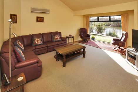 Photo of property in 4 Sycamore Place, Pukete, Hamilton, 3200