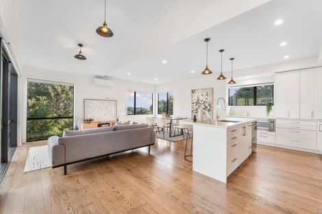 Photo of property in 339 Ridge Road, Paremoremo, Albany, 0793