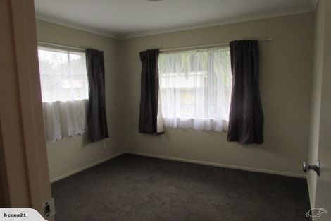 Photo of property in 2 Wheaton Place, Glen Eden, Auckland, 0602