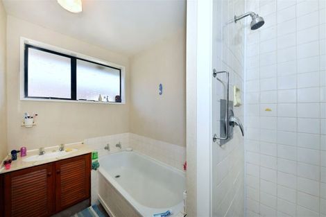 Photo of property in 1/37 Karnak Crescent, Russley, Christchurch, 8042