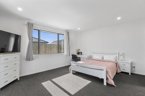 Photo of property in 14 Sydney Place, Flagstaff, Hamilton, 3210