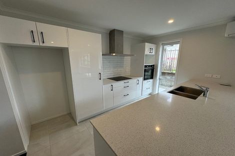 Photo of property in 8 Tangata Way, Omokoroa, 3114