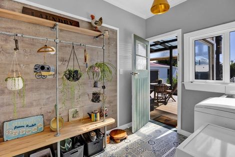 Photo of property in 330 South Road, Hawera, 4610