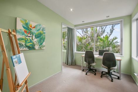 Photo of property in 11a Shearer Drive, Oakura, 4314