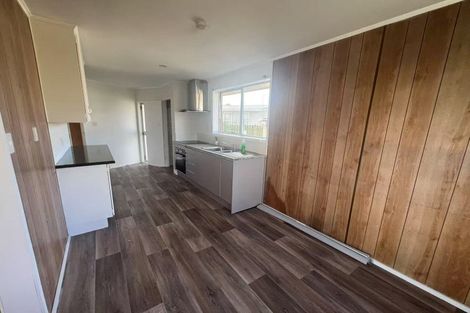 Photo of property in 2 Cranberry Place, Bucklands Beach, Auckland, 2012