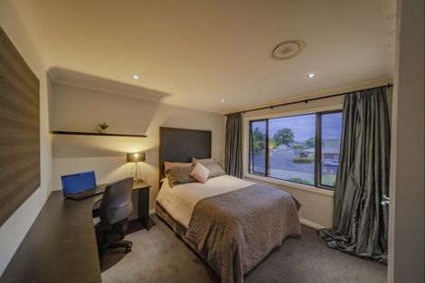 Photo of property in 5a Goddard Lane, Havelock North, 4130