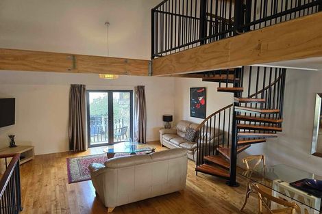 Photo of property in 84 Alpha Street, Cambridge, 3434