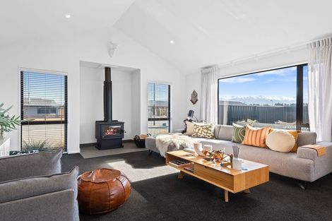 Photo of property in 15 Aoraki Crescent, Twizel, 7901