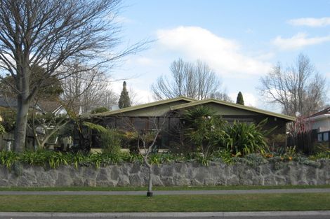 Photo of property in 28 Devon Street, Glenholme, Rotorua, 3010