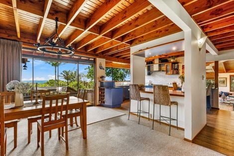 Photo of property in 3 Park Rise, Campbells Bay, Auckland, 0630