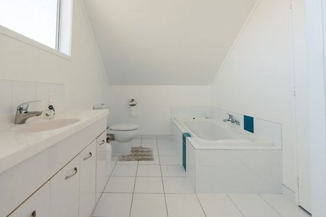 Photo of property in 40 Concord Avenue, Mount Maunganui, 3116