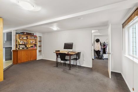 Photo of property in 63 Severn Street, Island Bay, Wellington, 6023