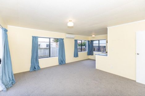 Photo of property in 7a Southsea Crescent, Silverdale, Hamilton, 3216