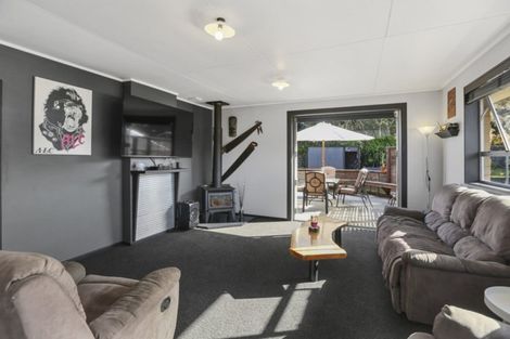 Photo of property in 7 Oawai Place, Marfell, New Plymouth, 4310