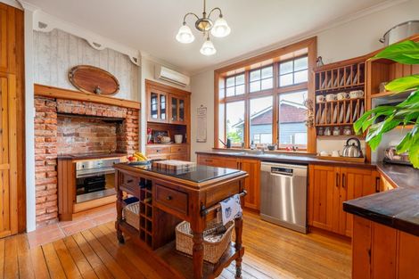 Photo of property in 16 Taylor Street, Geraldine, 7930