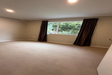 Photo of property in 60 Marine Parade, Mellons Bay, Auckland, 2014