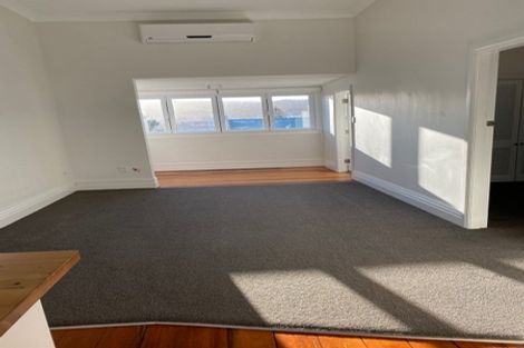 Photo of property in 20 Scarborough Terrace, Mount Victoria, Wellington, 6011