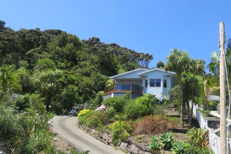 Photo of property in 13 Bush Point Road, Cable Bay, 0420