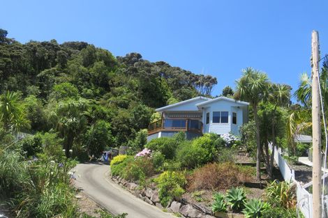 Photo of property in 13 Bush Point Road, Cable Bay, 0420