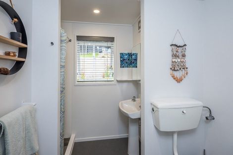 Photo of property in 8 Kea Street, Waikanae, 5036