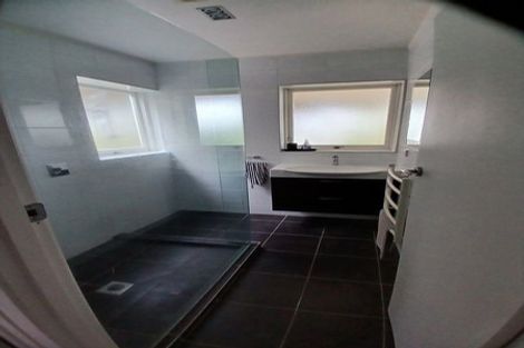 Photo of property in 819 Beach Road, Browns Bay, Auckland, 0630