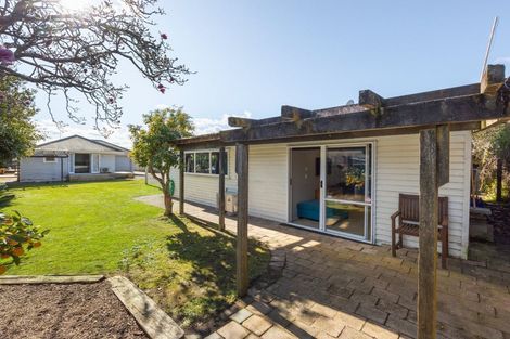 Photo of property in 72 Enderley Avenue, Enderley, Hamilton, 3214