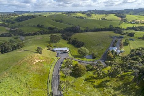 Photo of property in 220 Anderson Road, Helensville, 0875