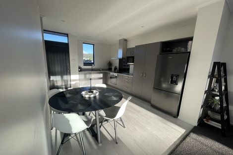 Photo of property in 8 Kauamo Close, Waiwhetu, Lower Hutt, 5010