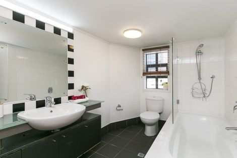 Photo of property in Dominion Apartments, 11/80 Victoria Street, Wellington Central, Wellington, 6011