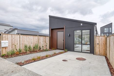 Photo of property in 7 Herekino Street, Westgate, Auckland, 0814