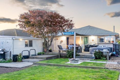 Photo of property in 14 Bideford Place, Dallington, Christchurch, 8061