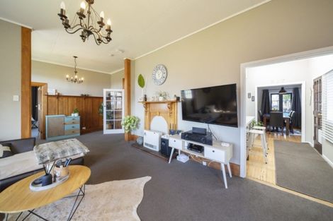 Photo of property in 60 Crownhill Street, Spotswood, New Plymouth, 4310
