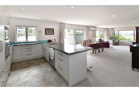 Photo of property in 8 Bayview Park Lane, Orewa, 0931