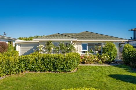 Photo of property in 1/96 Point Road, Monaco, Nelson, 7011