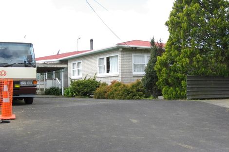 Photo of property in 6 Coleman Avenue, Herald Island, Auckland, 0618