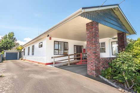 Photo of property in 10 Gonville Avenue, Gonville, Whanganui, 4501