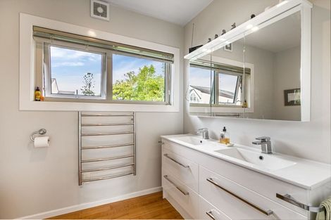 Photo of property in 2/17 Rangitira Avenue, Takapuna, Auckland, 0622