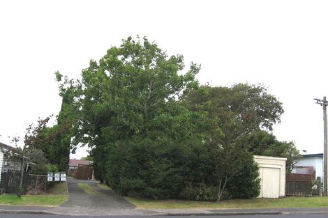 Photo of property in 3/89 Birkdale Road, Birkdale, Auckland, 0626