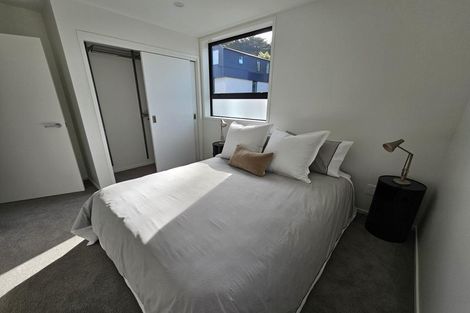 Photo of property in 16 Ara Toutouwai, Karori, Wellington, 6012