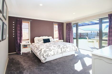 Photo of property in 7 Durmast Court, Cambridge, 3434