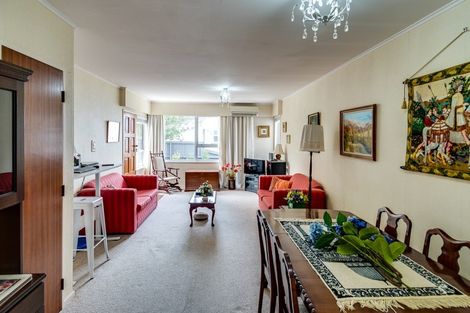 Photo of property in 2/23 Latham Street, Napier South, Napier, 4110