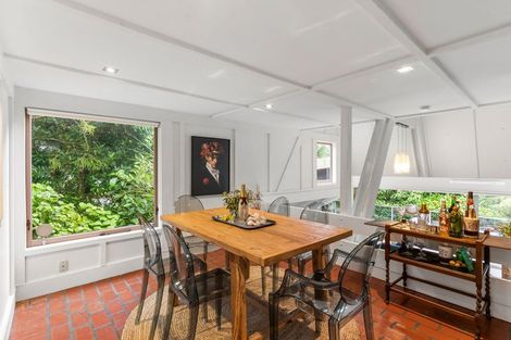 Photo of property in 64 Ranui Crescent, Khandallah, Wellington, 6035