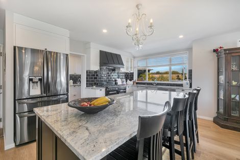 Photo of property in 19-21 Kauri Drive, Kumeu, 0810