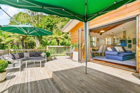 Photo of property in 59 Western Road, Laingholm, Auckland, 0604