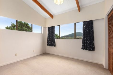 Photo of property in 81 Fyvie Avenue, Tawa, Wellington, 5028