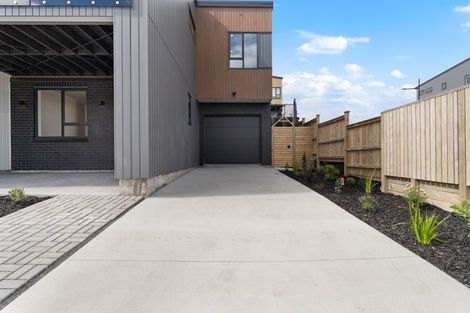 Photo of property in 55 Puihi Crescent, Massey, 0614