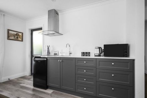 Photo of property in 2 Hart Place, Bridge Hill, Alexandra, 9320