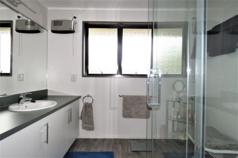 Photo of property in 75 Salisbury Crescent, Oamaru North, Oamaru, 9400