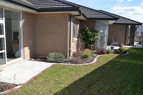 Photo of property in 16 Te Kio Crescent, Papamoa Beach, Papamoa, 3118